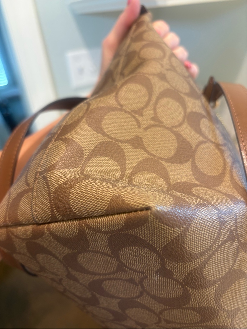 Coach Gallery Tote & Matching Wallet | Brown & Beige Signature Canvas - Picture 13 of 16